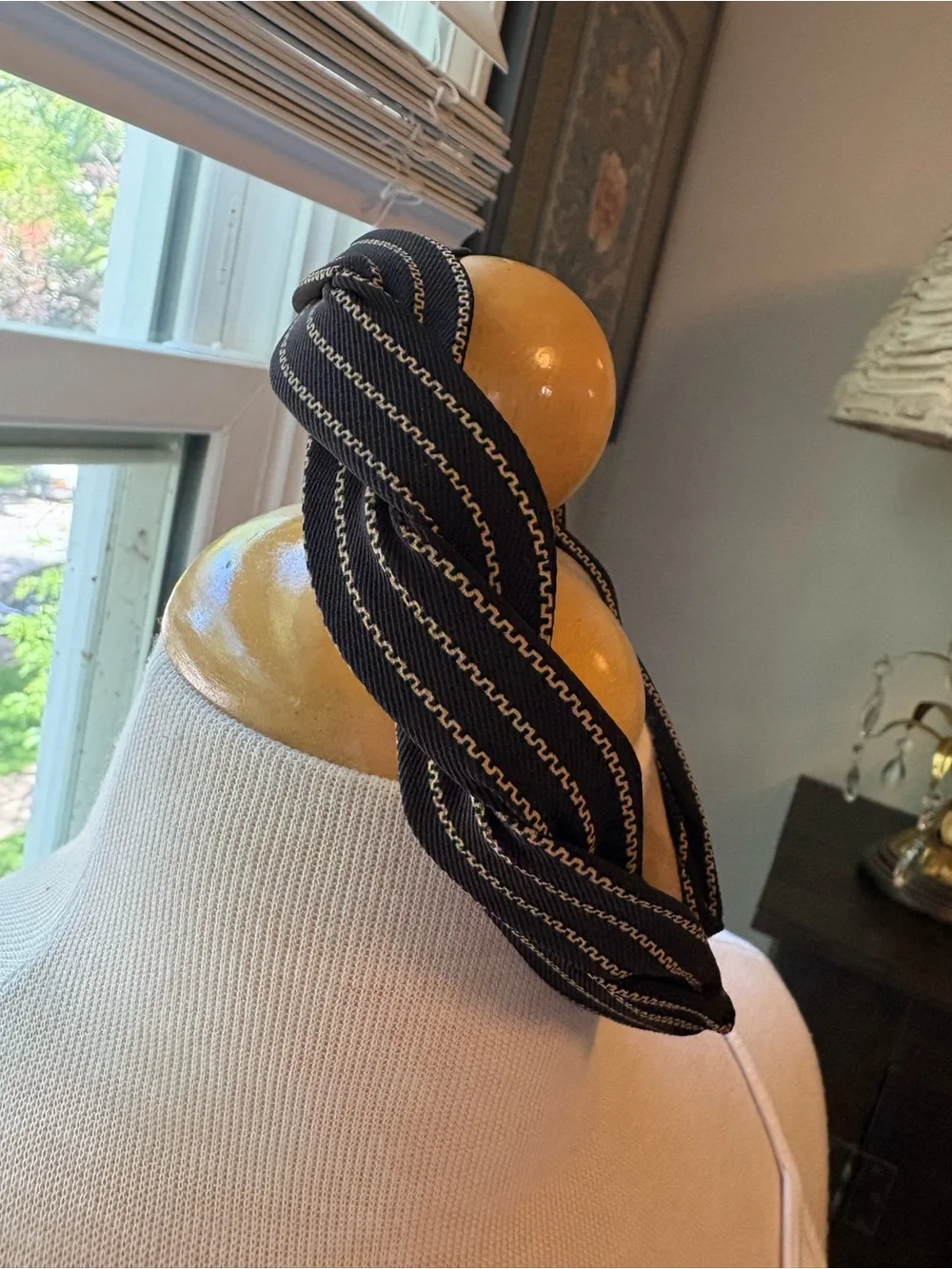 Source Unknown Black Braided Headband with Gold Stitching
